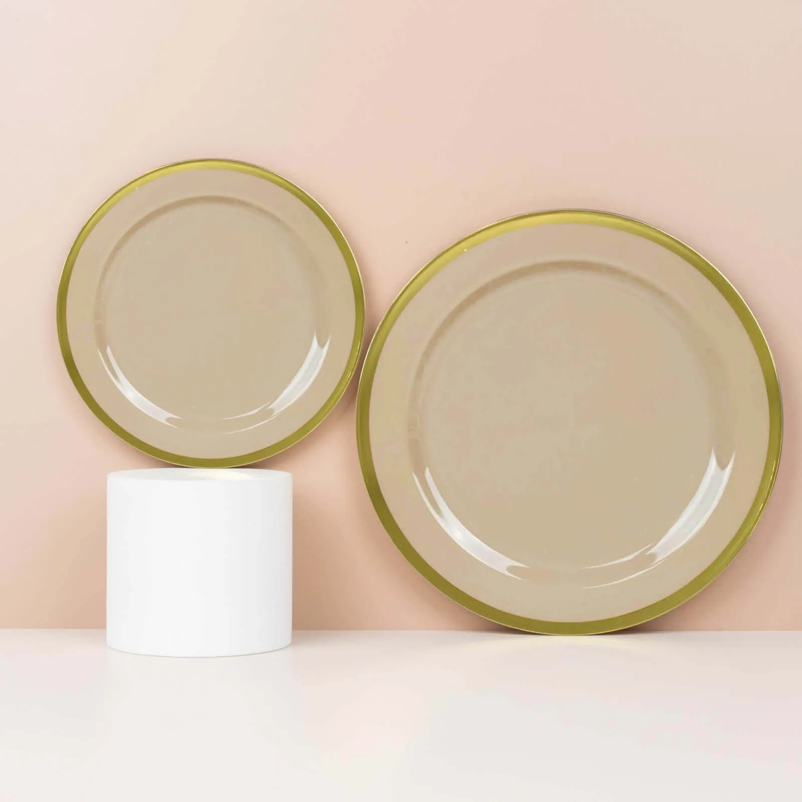 10 Pack 7" Regal Taupe and Gold Round Plastic Dessert Plates, Disposable Appetizer Salad Plates