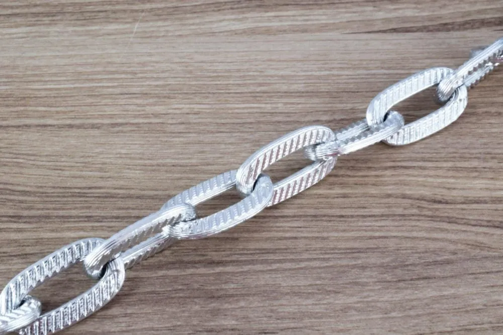 31x17mm Anodized Aluminum Chain, Silver Open Link for Handmade bracelet, Necklace or Jewelry Accessories. 1 Yard (3 Feets), Item# 1435